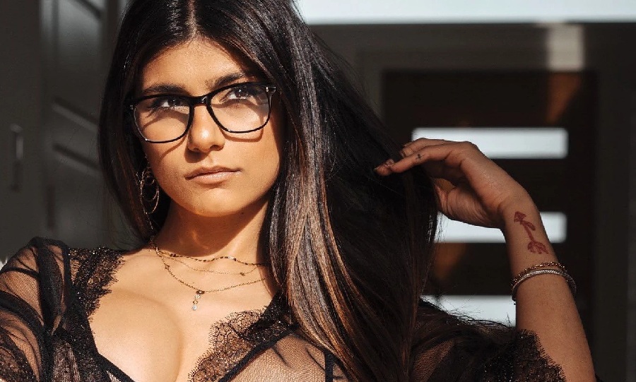Mia-Khalifa